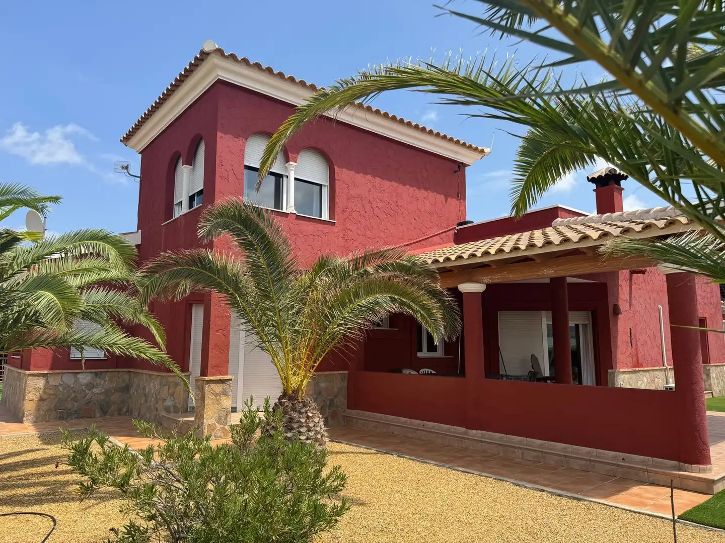 Vista exterior de Casa o xalet en venda en Cuevas del Almanzora amb Aire condicionat, Terrassa i Piscina