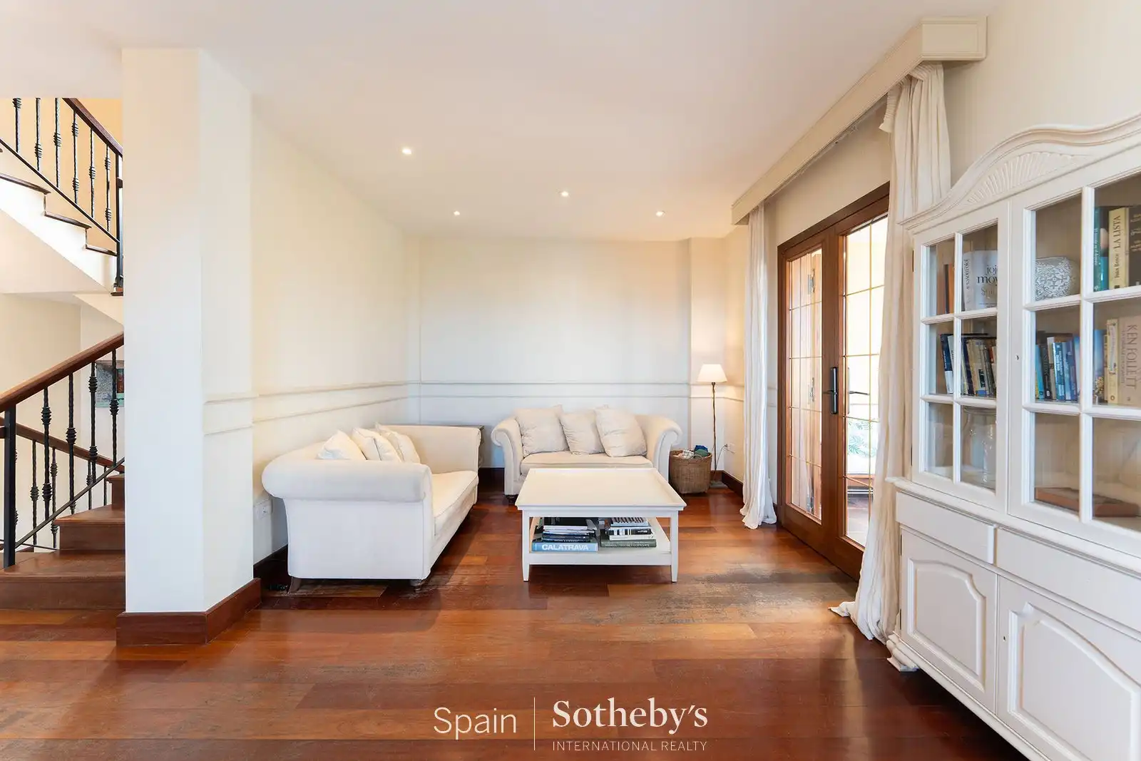 Sala d'estar de Casa o xalet en venda en Puerto de la Cruz amb Aire condicionat, Jardí privat i Terrassa