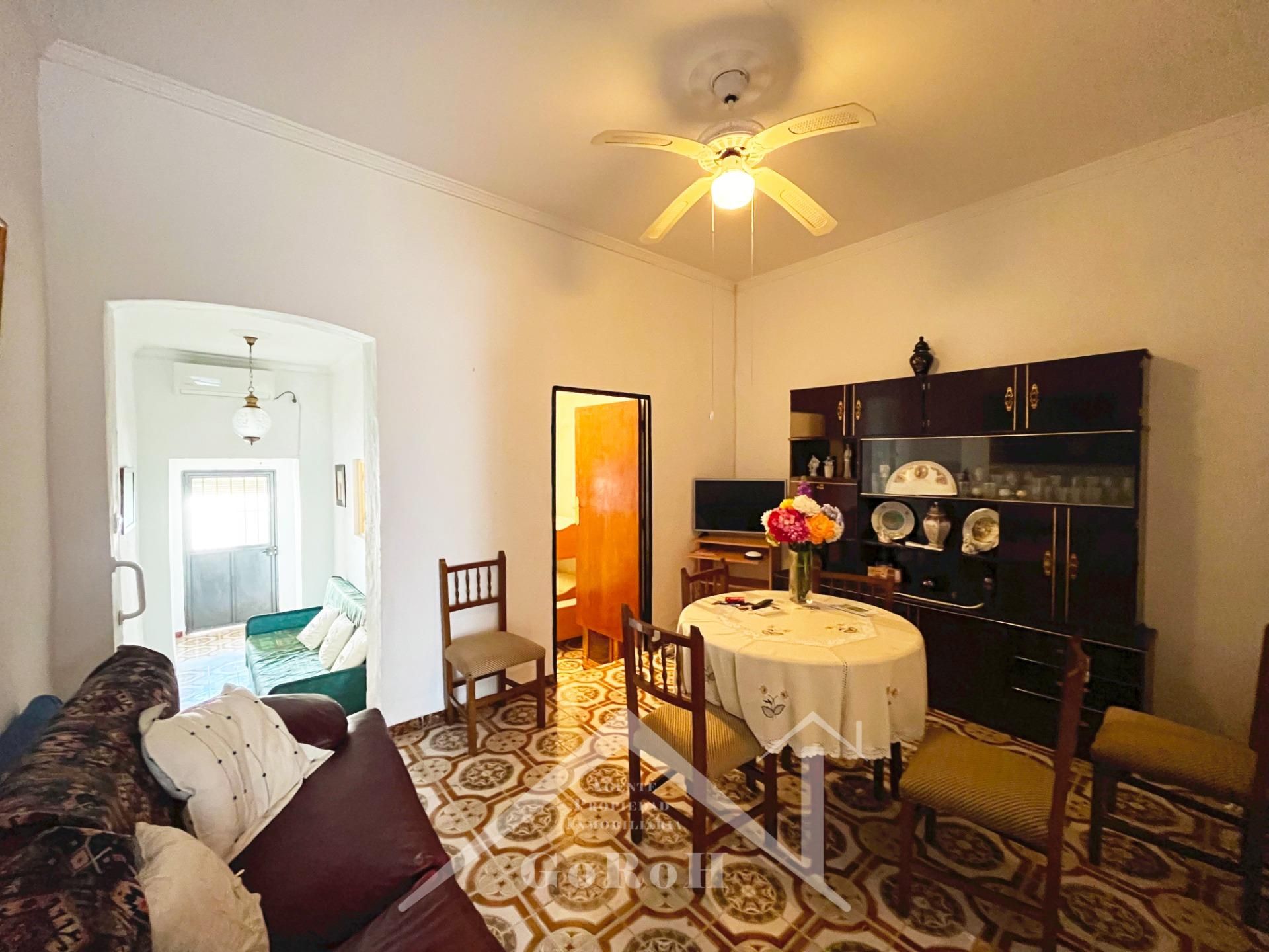 Sala d'estar de Casa adosada en venda en Castilblanco de los Arroyos amb Aire condicionat i Traster