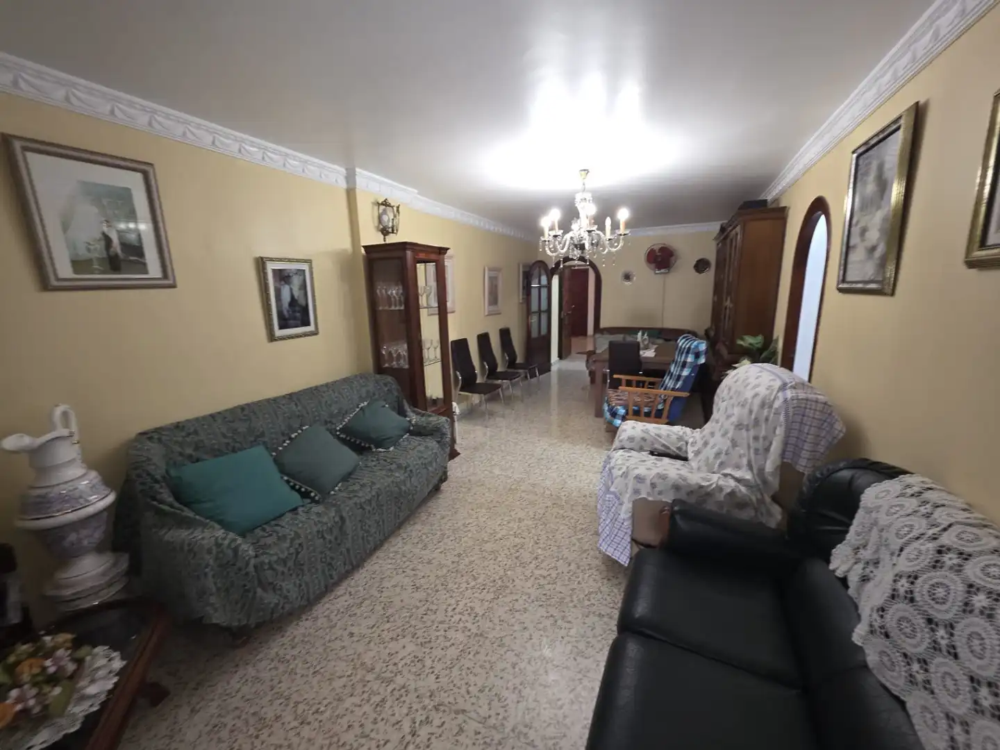 Sala d'estar de Pis en venda en Vélez-Málaga amb Aire condicionat, Terrassa i Moblat