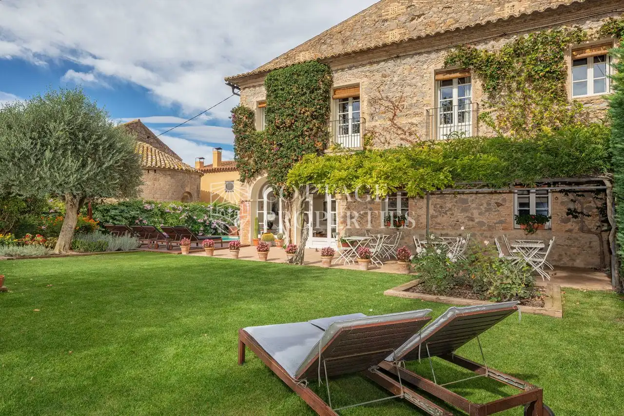 Jardín de Finca rústica en venta en Torroella de Fluvià con Aire acondicionado, Jardín privado y Terraza