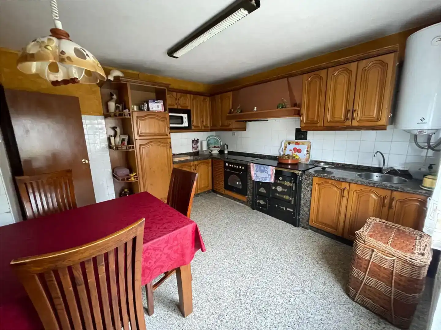 Cuina de Casa o xalet en venda en Parres