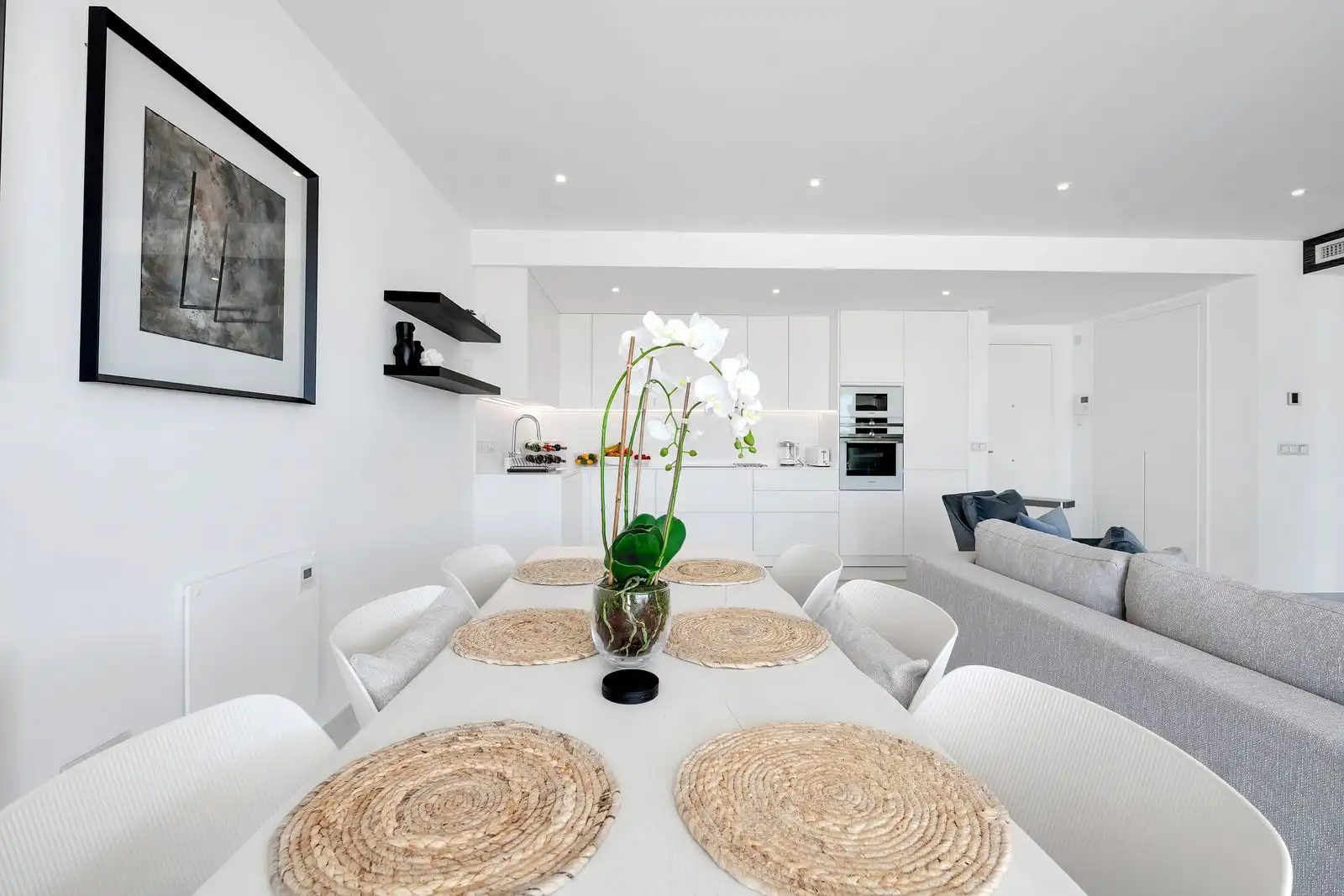 Comedor de Apartamento en venta en Estepona con Terraza, Trastero y Amueblado