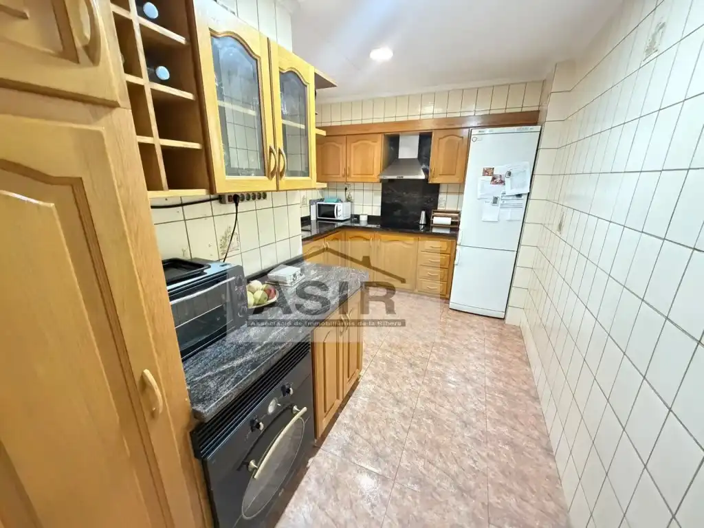 Cuina de Casa o xalet de lloguer en Alzira amb Aire condicionat i Terrassa