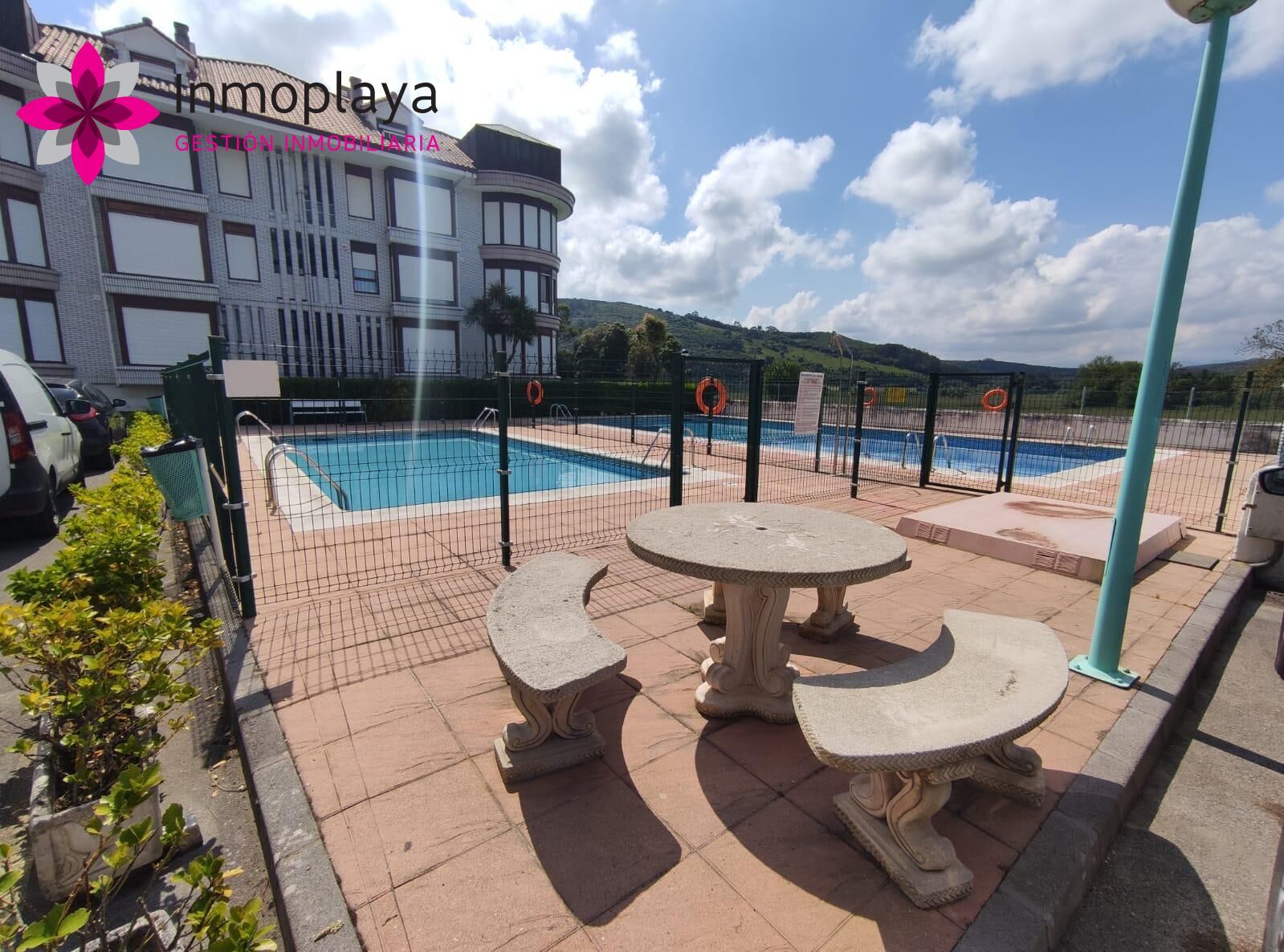 Piscina de Dúplex en venda en Noja amb Calefacció, Jardí privat i Terrassa