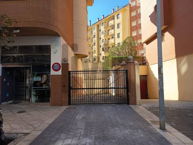 Garaje en Venta en CALLE CATALUÑA, 6 en Renfe - Bulevar 1ª y 2ª Fase