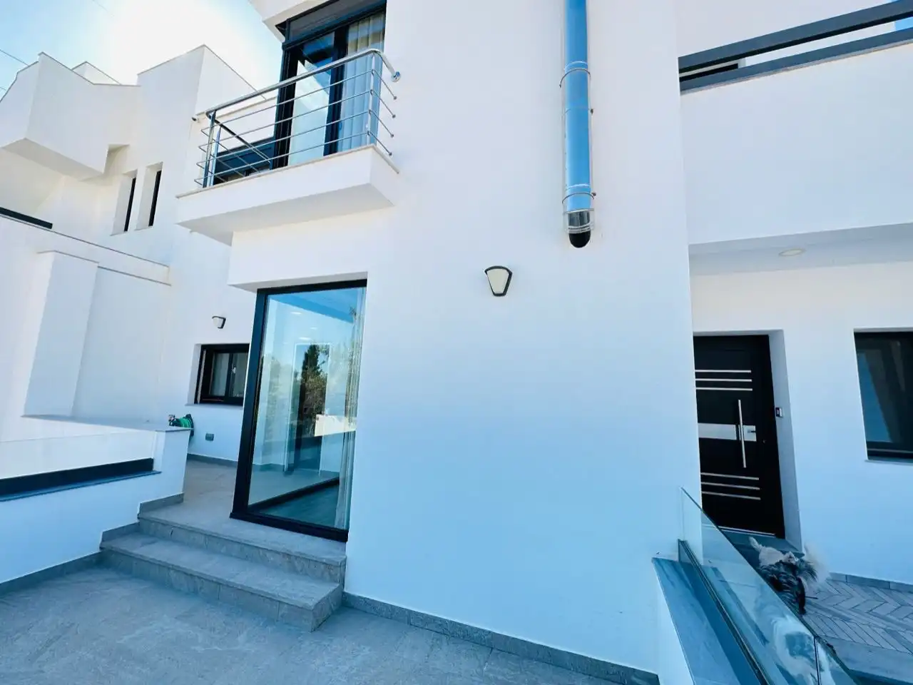 Vista exterior de Casa o chalet en venta en Nerja con Aire acondicionado, Jardín privado y Trastero