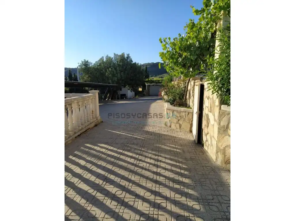 Vista exterior de Casa o chalet en venta en Catadau con Aire acondicionado, Jardín privado y Terraza