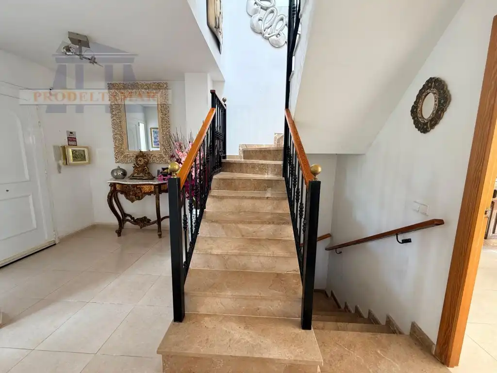 Casa aparellada en venda a Avenida Paris De, imagen 46