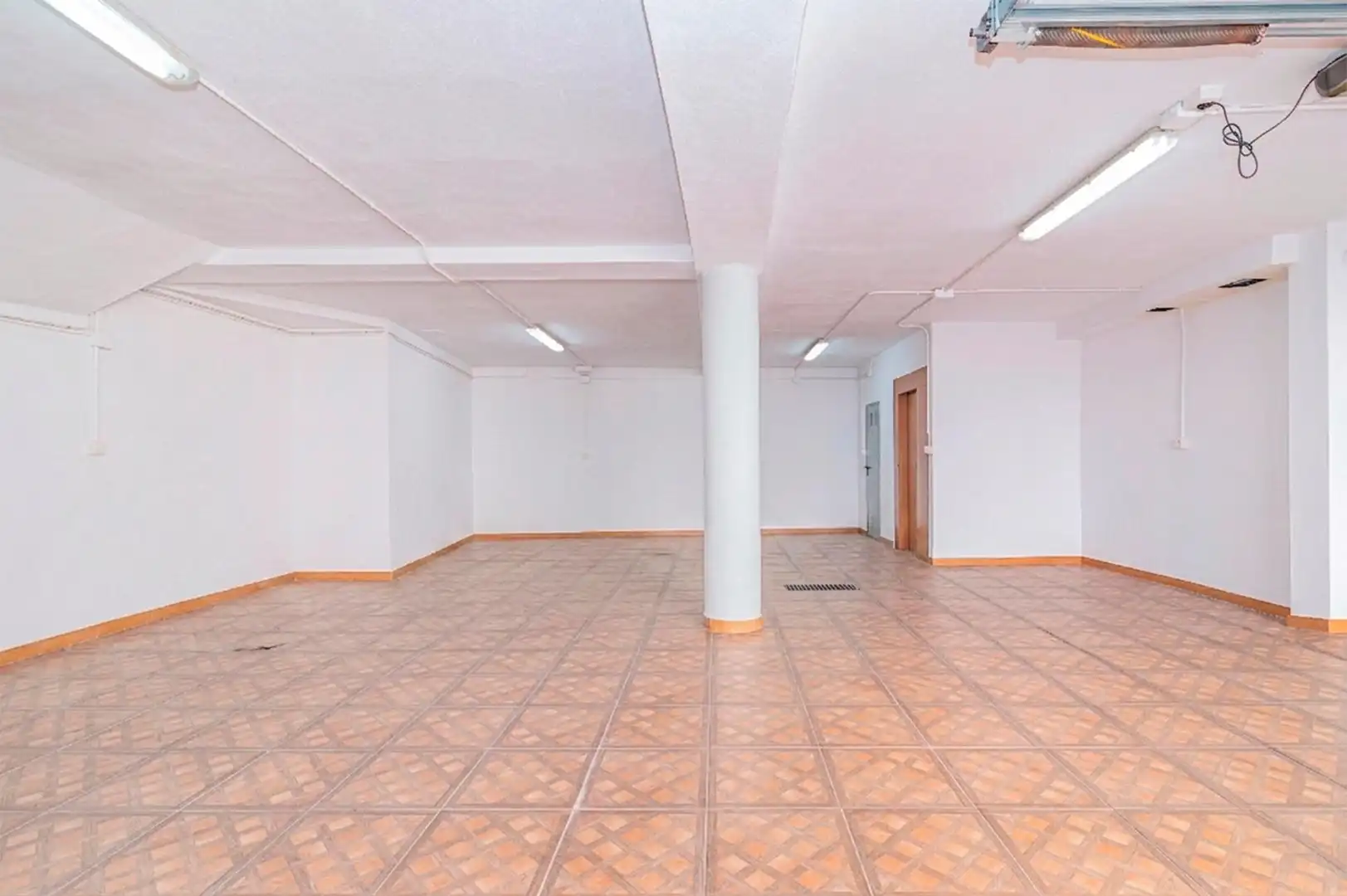 Edificio en venta en Íllora