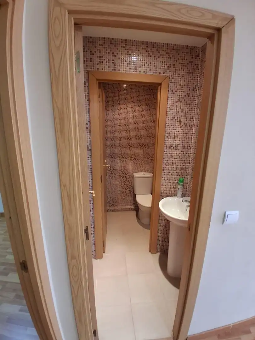 Bathroom of Commercial properties for rent in Morata de Tajuña