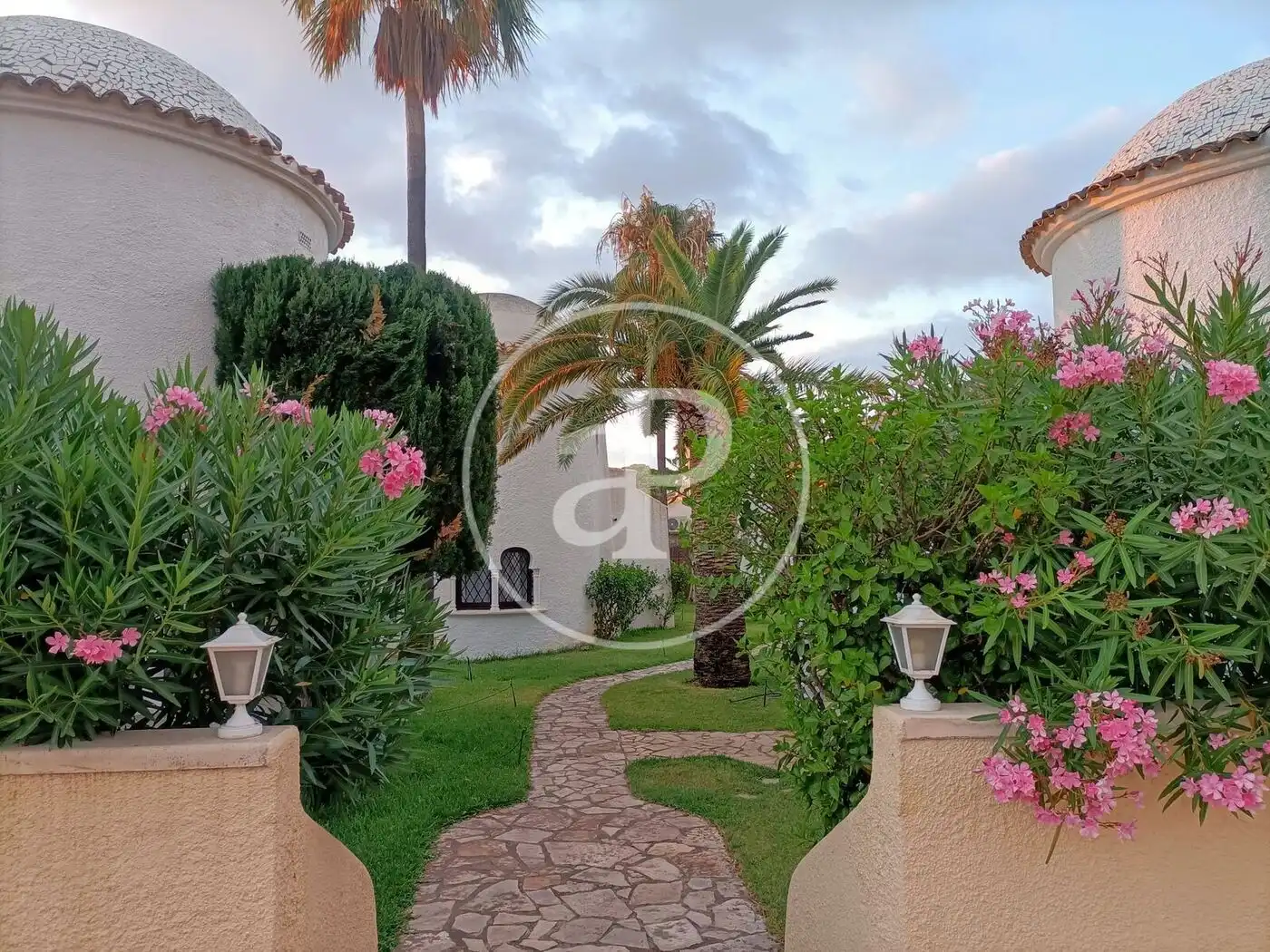 House with pool to rent in Carrer Ulisses, imagen 25