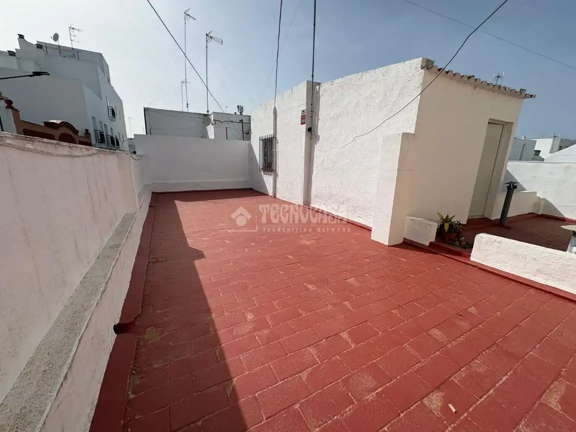 Terrace of Detached homes for sale in Chiclana de la Frontera  with Furnished
