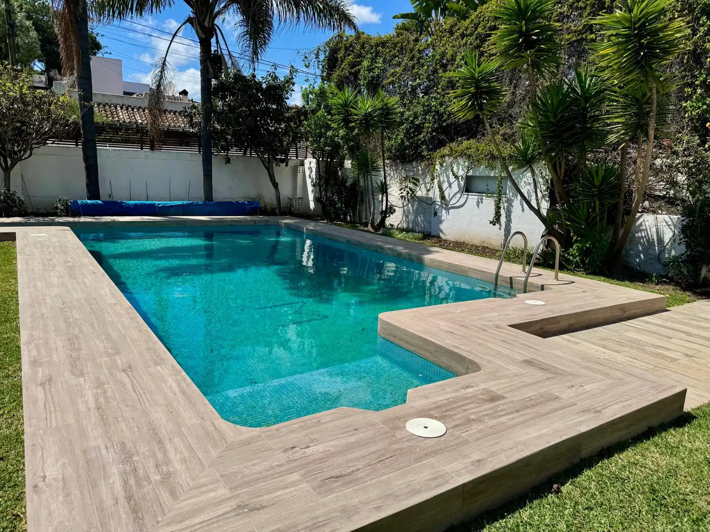 Piscina de Casa o xalet de lloguer en Marbella amb Aire condicionat, Calefacció i Jardí privat