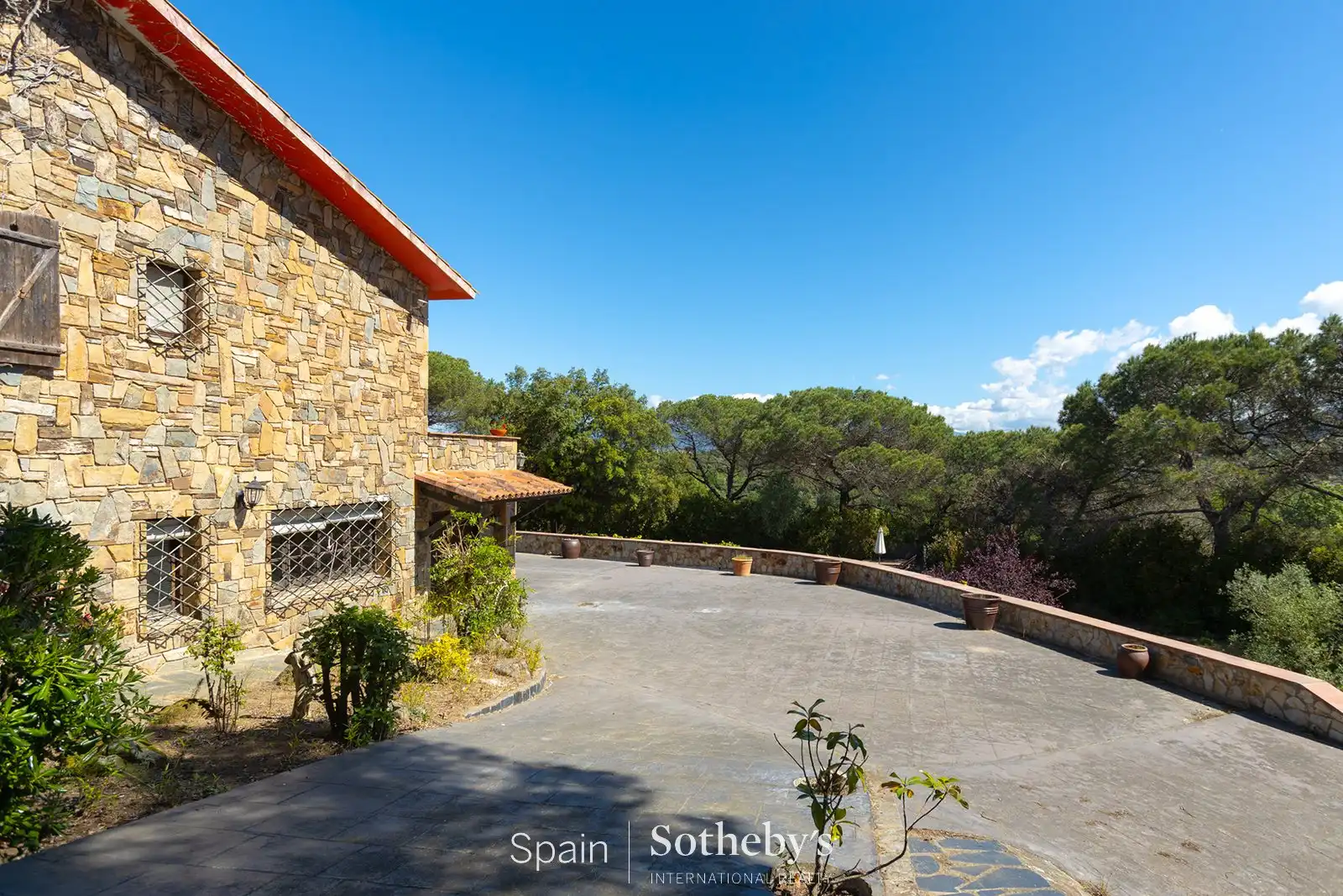House with pool for sale in Av. Can Corbera, imagen 28