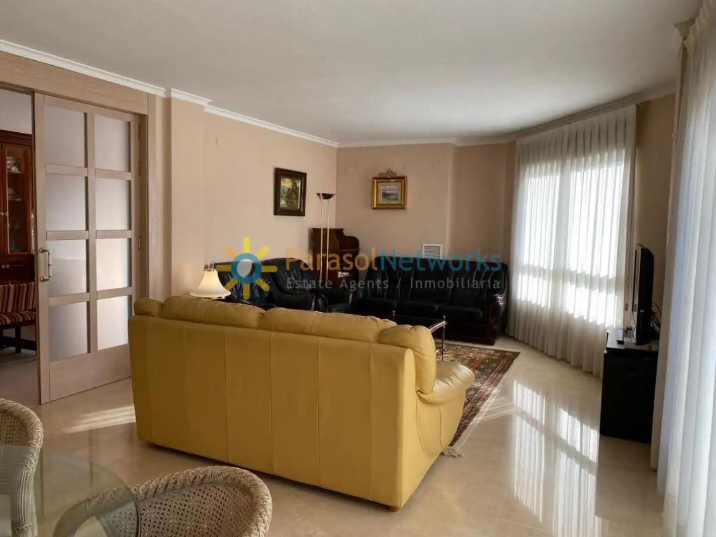 Sala de estar de Piso de alquiler en Gandia con Horno y Balcón