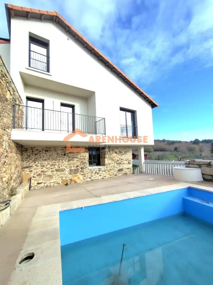 Xalet amb terrassa en venda a A Merca, imagen 2