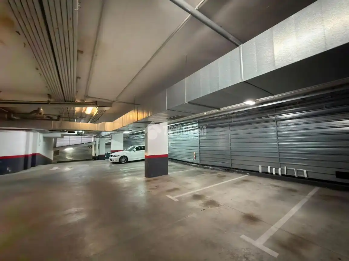 Parkplatz von Wohnung zum Verkauf in Alcalá de Henares