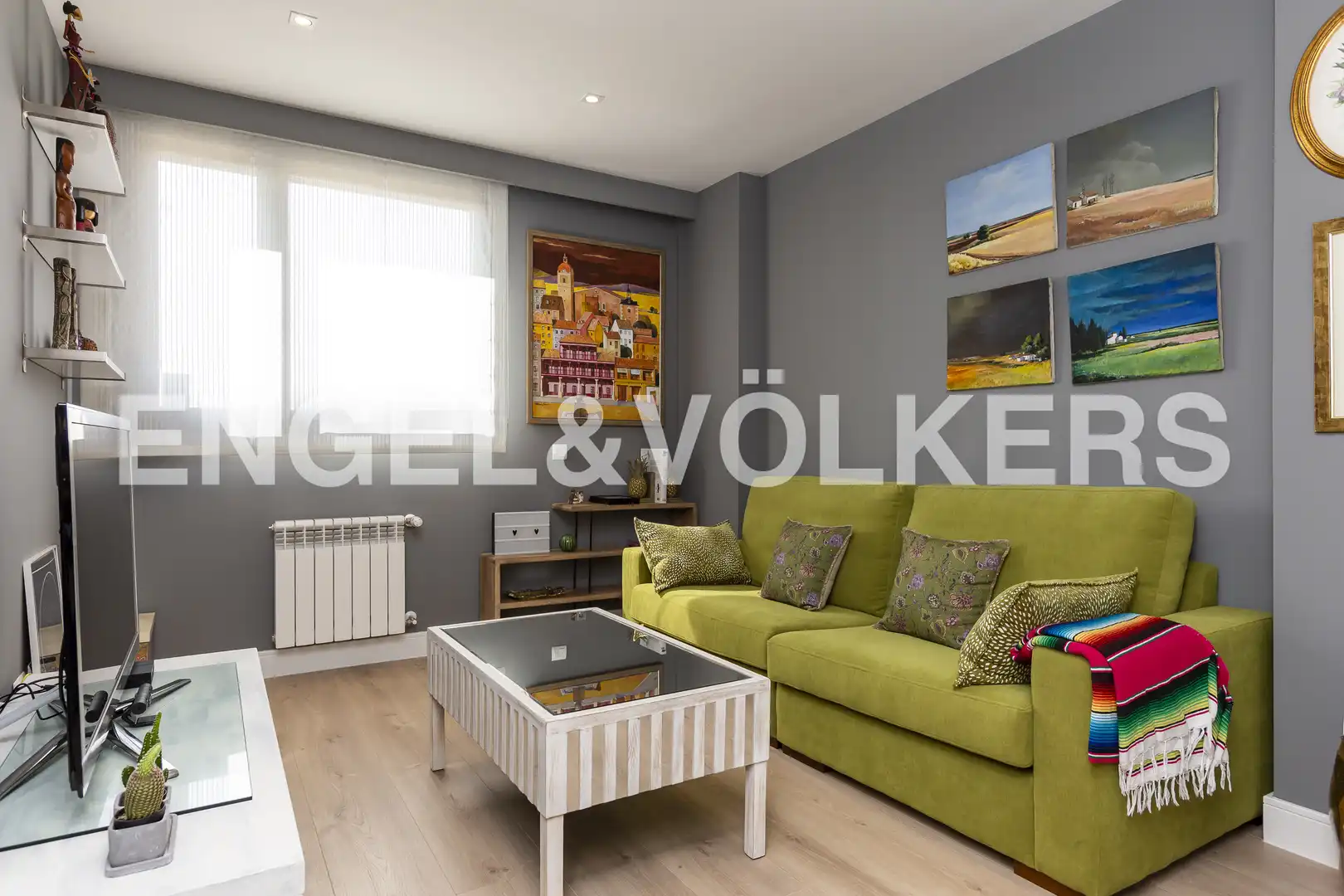 Sala de estar de Ático de alquiler en Madrid con Aire acondicionado, Calefacción y Terraza
