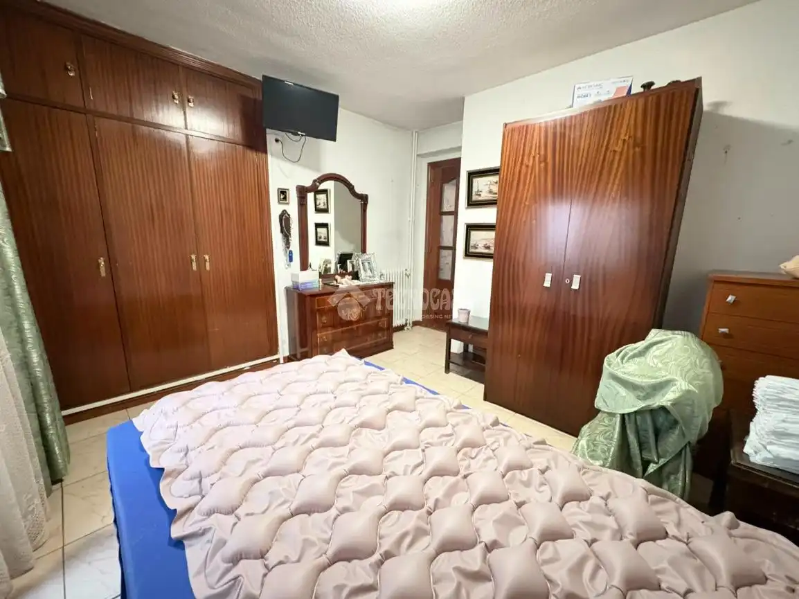 Bedroom of Flat for sale in Madrid  with Air Conditioner and Heating
