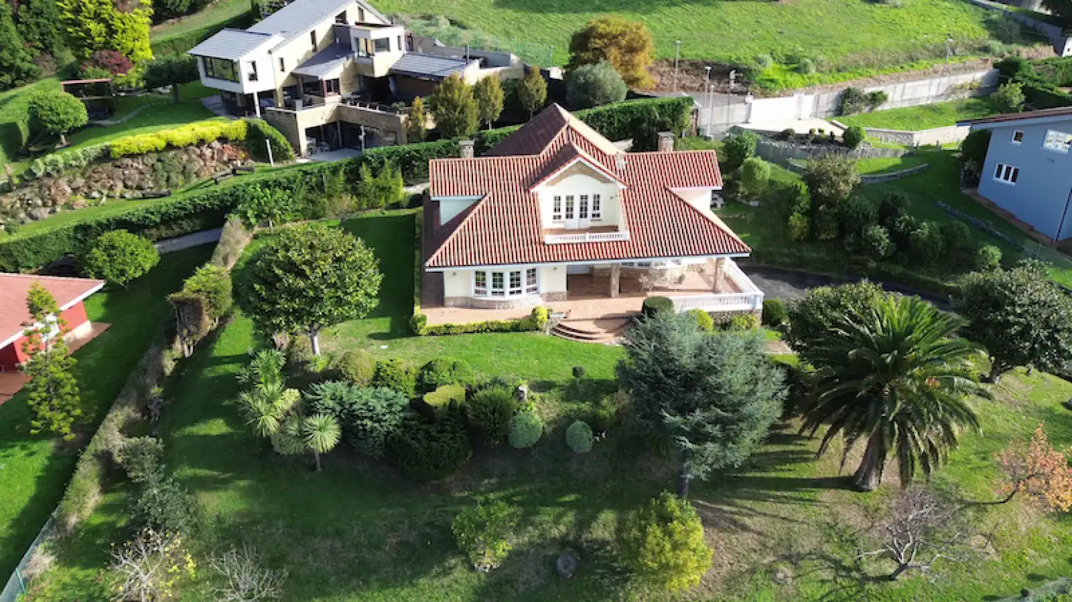 Vista exterior de Casa o xalet en venda en Gijón  amb Calefacció, Parquet i Terrassa