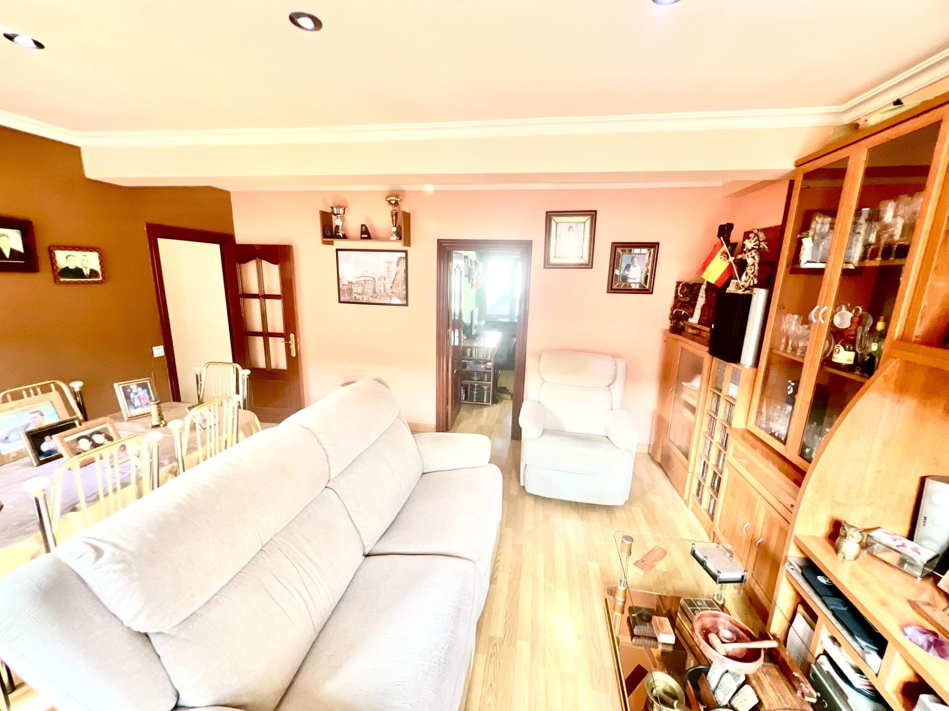 Living room of Flat for sale in Langreo  with Heating and Storage room