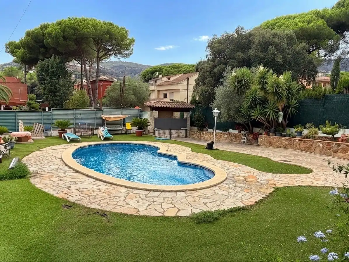 House with pool for sale in Cabanyes - Mas Ambrós - Mas Pallí, imagen 5