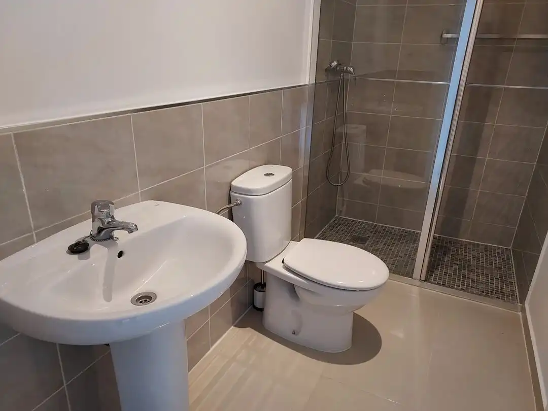 Bathroom of Flat for sale in Esquivias  with Air Conditioner, Heating and Terrace