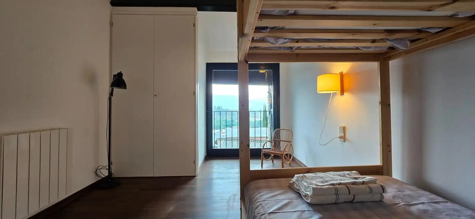 Schlafzimmer von Maisonette zur Miete in Bolvir mit Heizung, Parkett und Möbliert