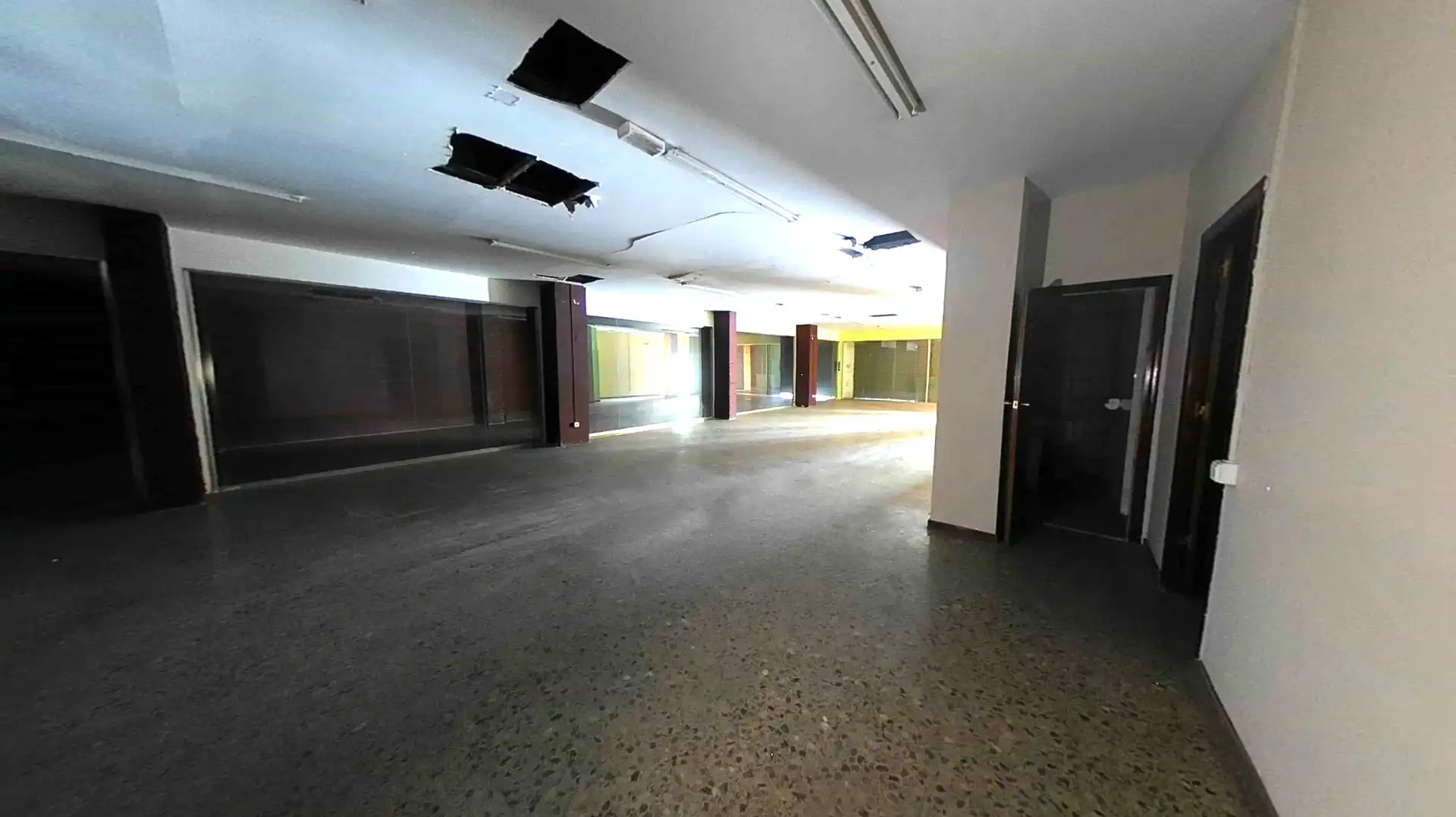 Nau industrial en venda en Viladecans