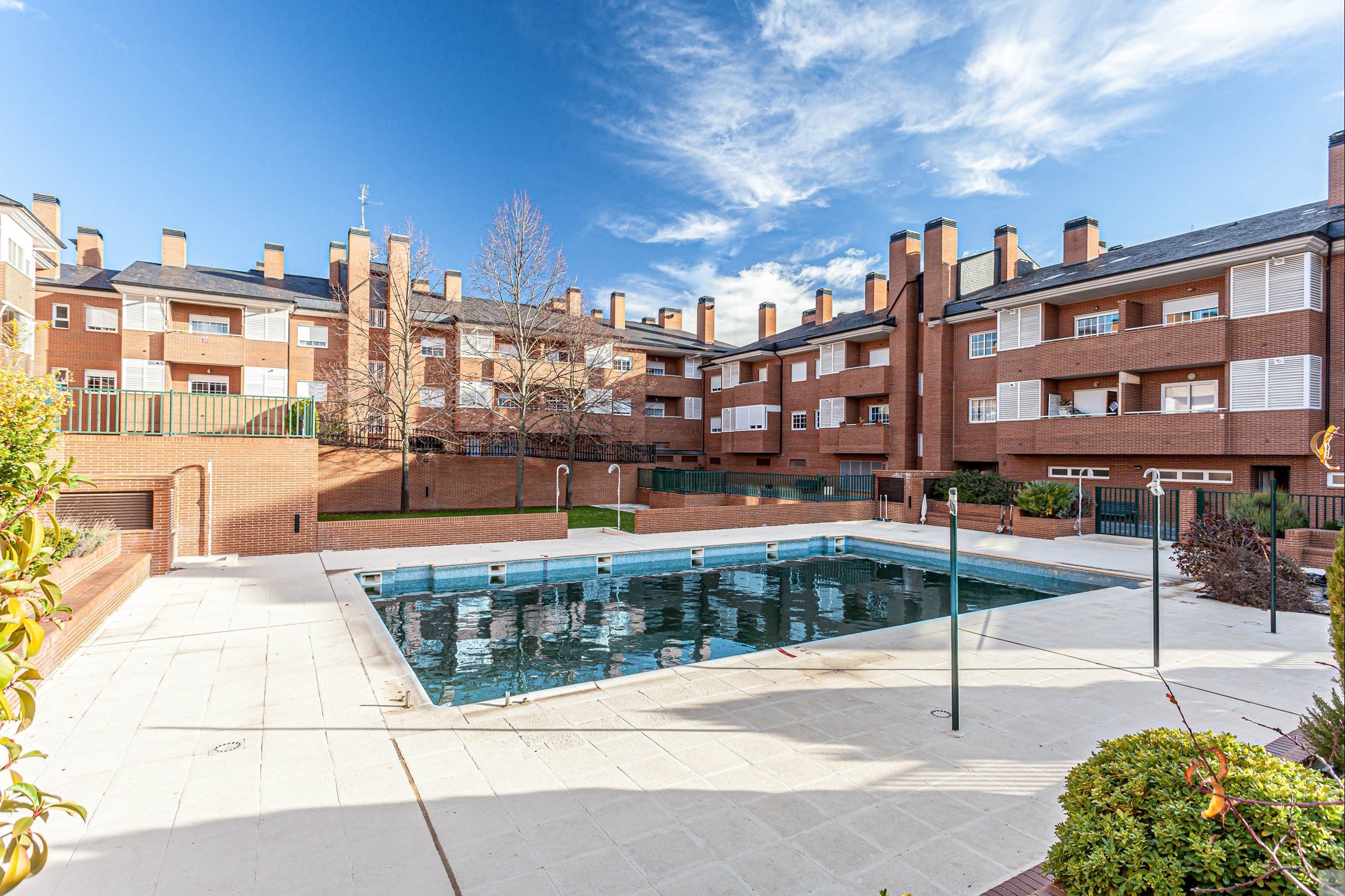 Swimming pool of Flat to rent in Las Rozas de Madrid  with Air Conditioner, Heating and Terrace
