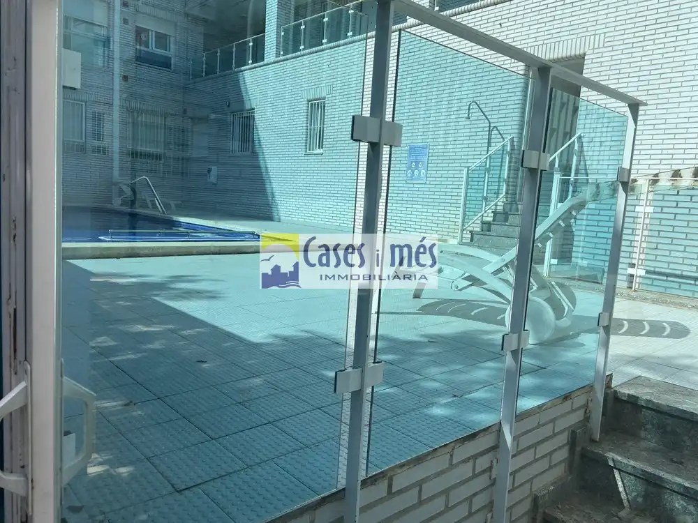Swimming pool of Flat for rent in Rafelbuñol / Rafelbunyol, Valencia
