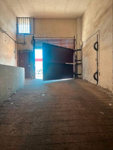 Garaje en Alquiler en N/A en Los Pinos - El Pilar