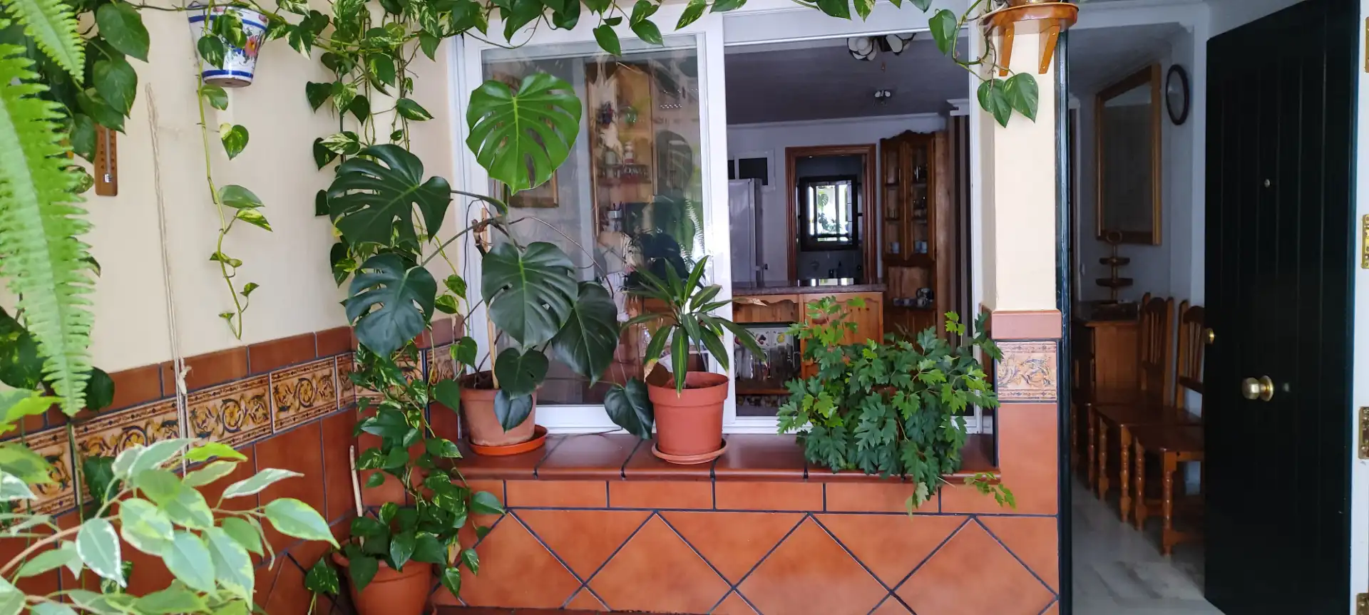 Apartamento de alquiler en Algeciras con Calefacción, Terraza y Amueblado