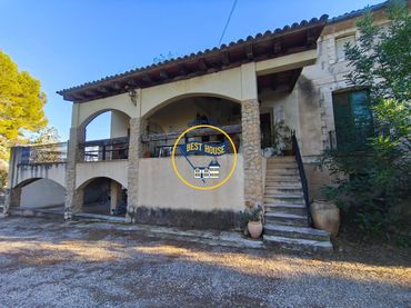 Casa con piscina in vendita a Sant Josep - Zona Hospital