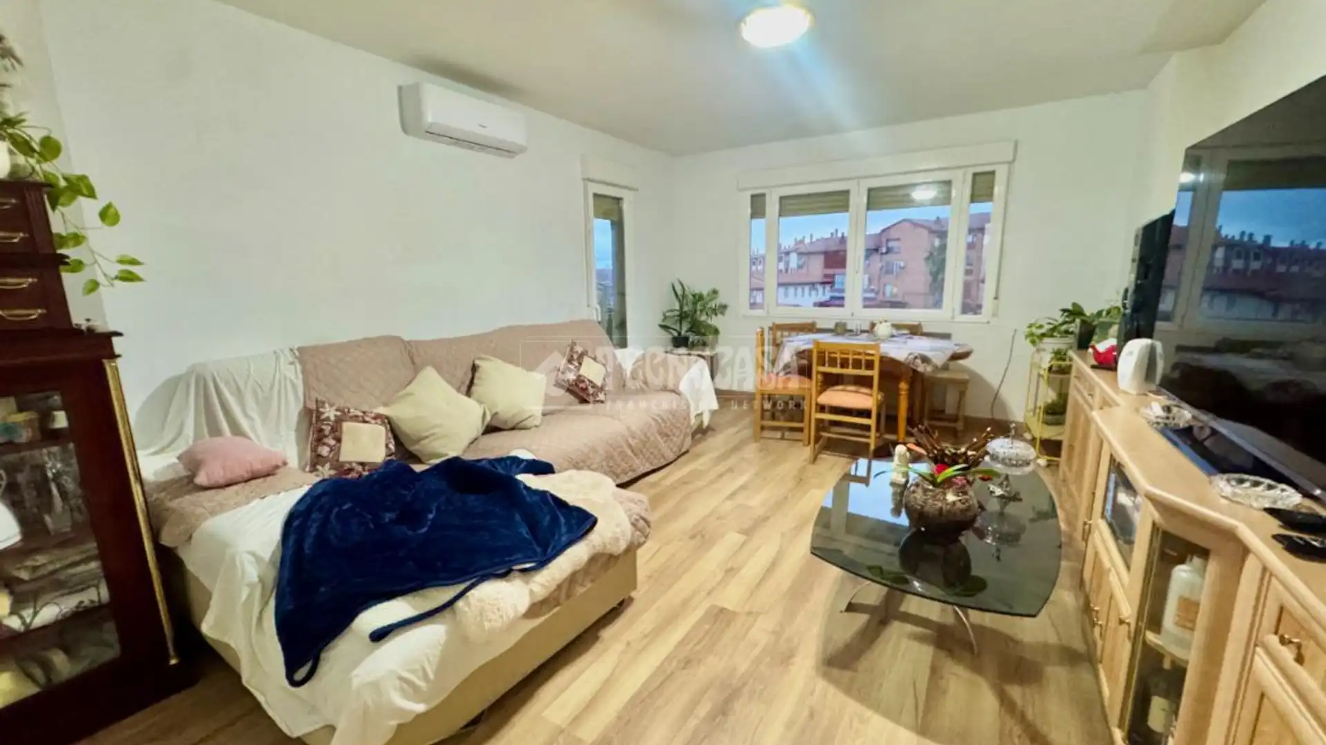Living room of Flat for sale in Yunquera de Henares  with Air Conditioner and Heating