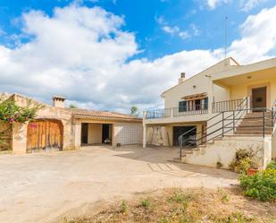 Exterior view of Country house for sale in  Madrid Capital  with Private garden, Terrace and Storage room