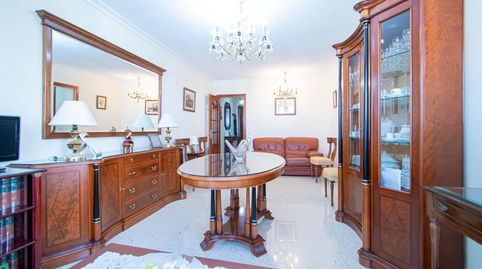 Foto 3 de Piso en venta en Grupo Los Príncipes, Villegas, Sevilla Capital