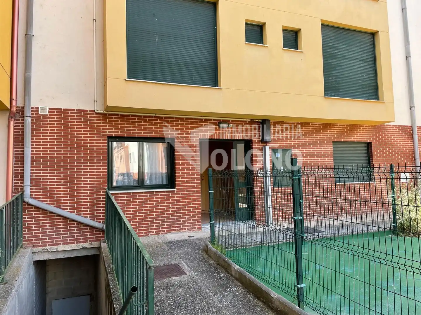 Vista exterior de Apartamento en venta en Cuzcurrita de Río Tirón con Calefacción, Parquet y Terraza