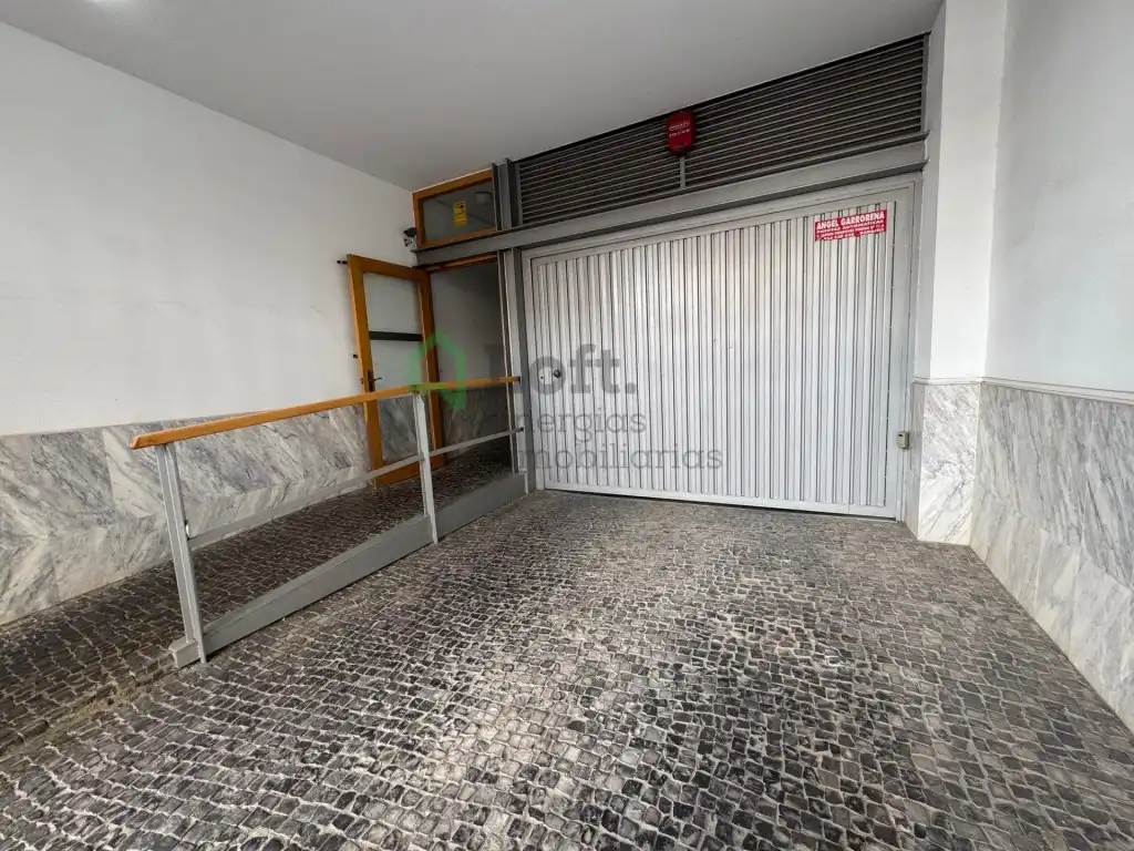Parkplatz von Dachboden zum Verkauf in Badajoz mit Klimaanlage, Heizung und Terrasse