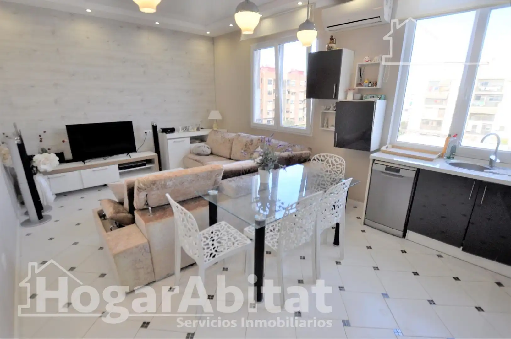 Sala de estar de Piso en venta en Valencia con Aire acondicionado, Calefacción y Amueblado