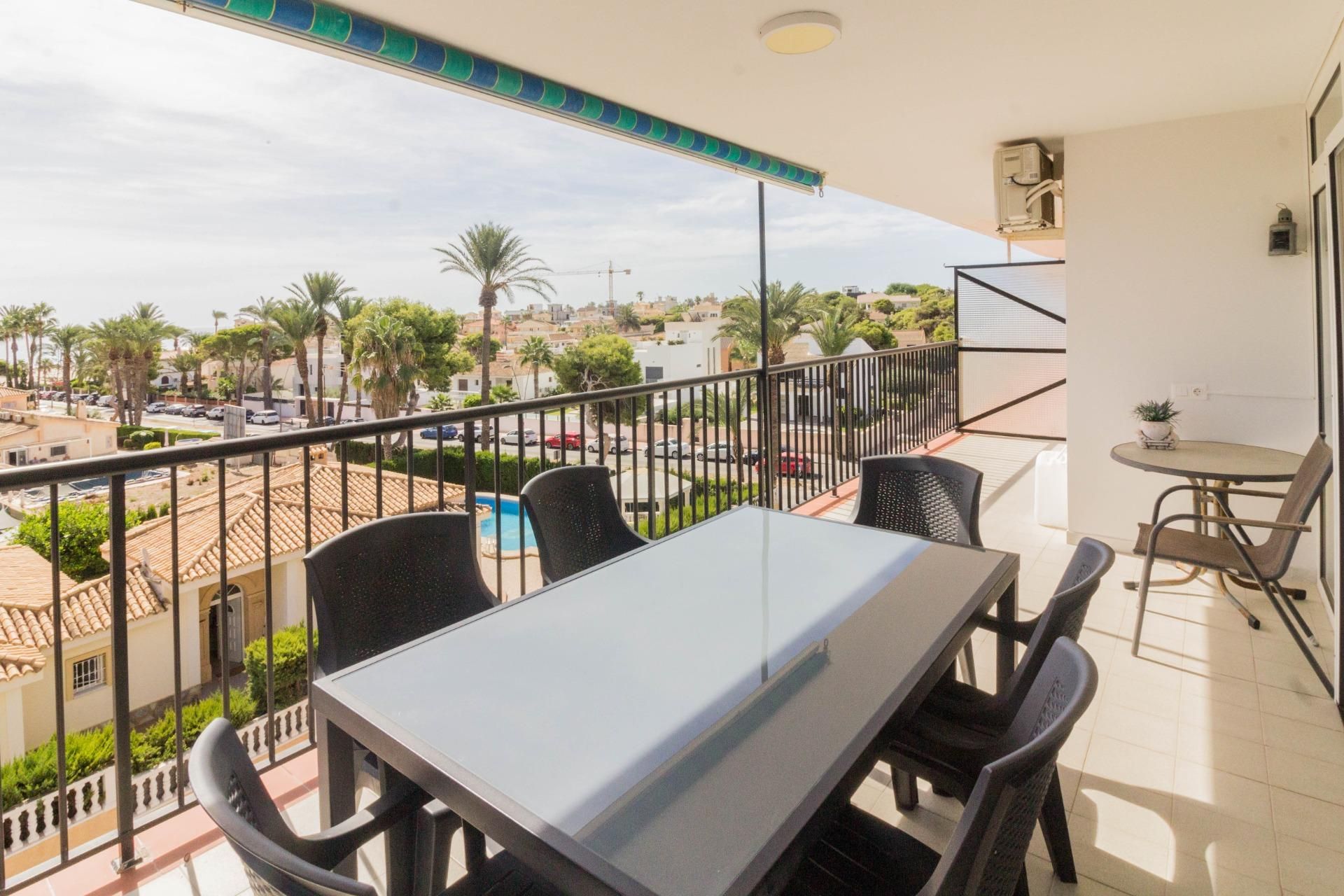 Terrassa de Apartament en venda en Orihuela amb Terrassa i Piscina comunitària