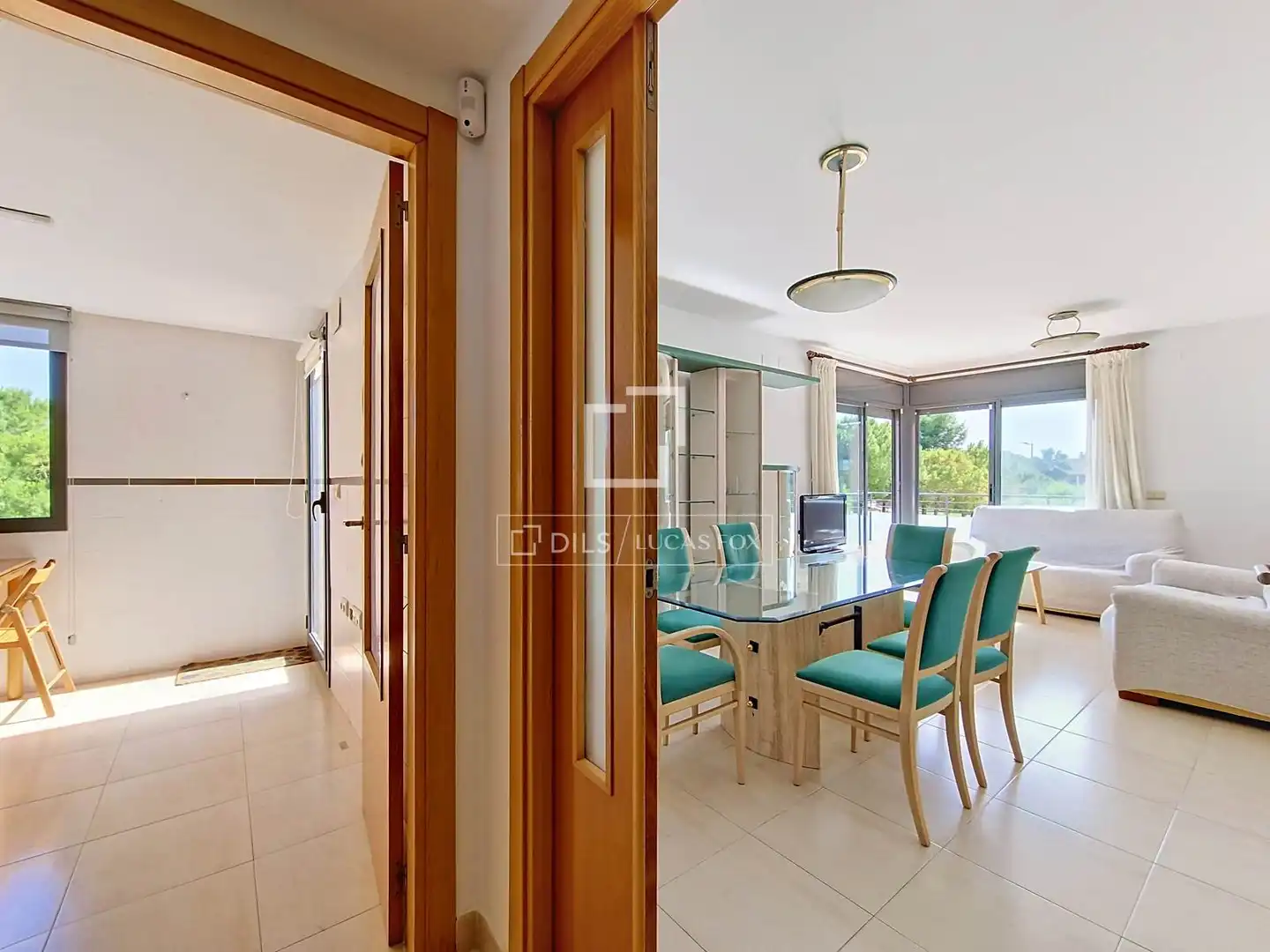 Comedor de Piso en venta en Cubelles con Aire acondicionado, Calefacción y Jardín privado