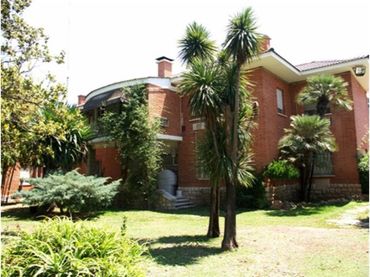 Casa en venda a Avenida Corts Valencianes 53