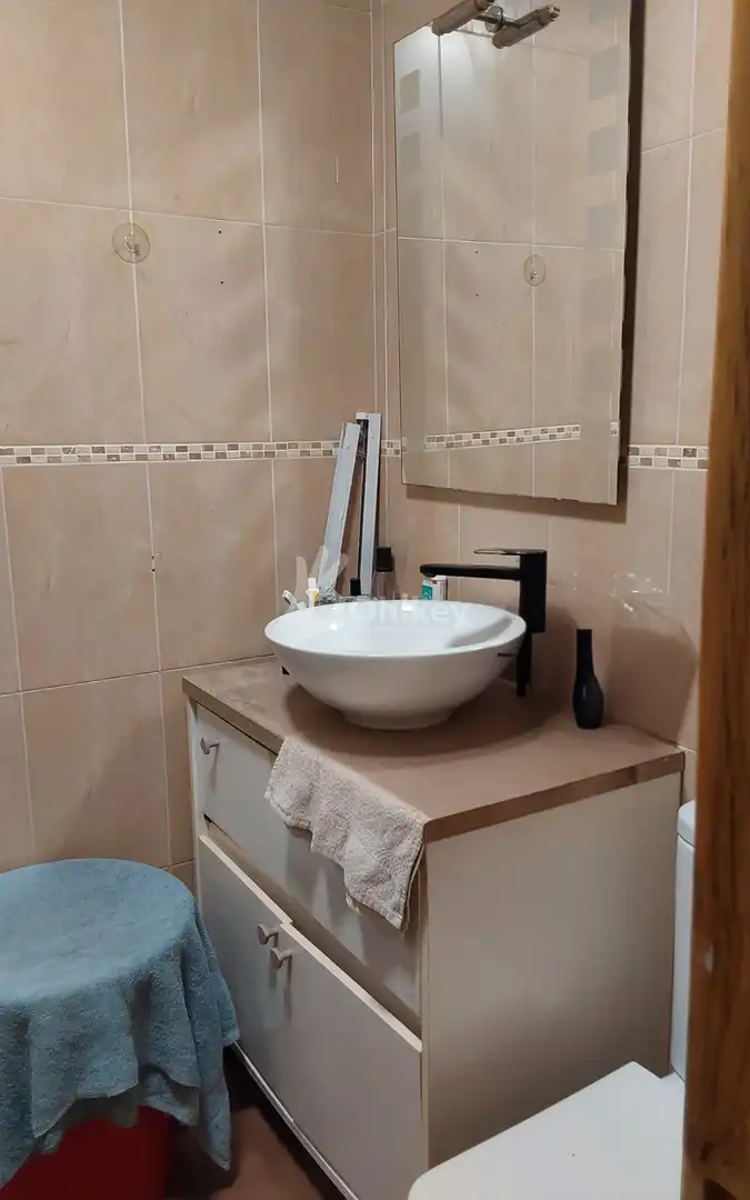 Badezimmer von Wohnung zum Verkauf in Arcicóllar mit Heizung, Privatgarten und Terrasse