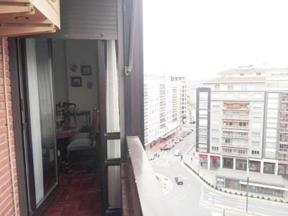 Bedroom of Flat for sale in  Logroño  with Air Conditioner, Heating and Terrace