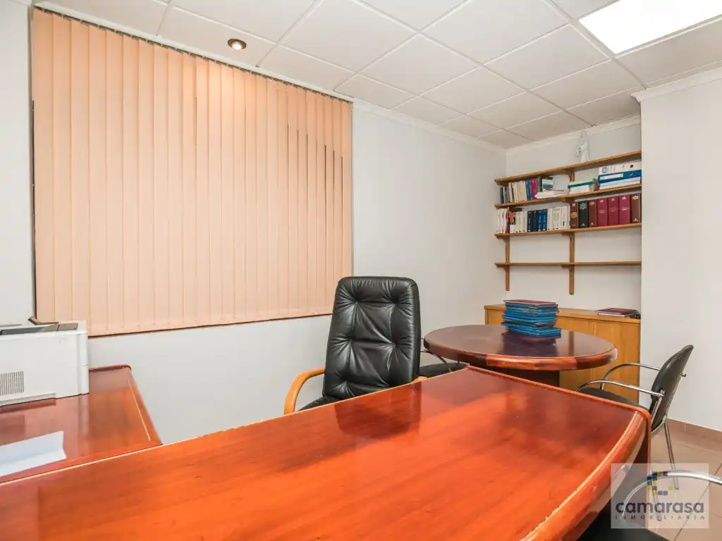 Local en venta en Ávila