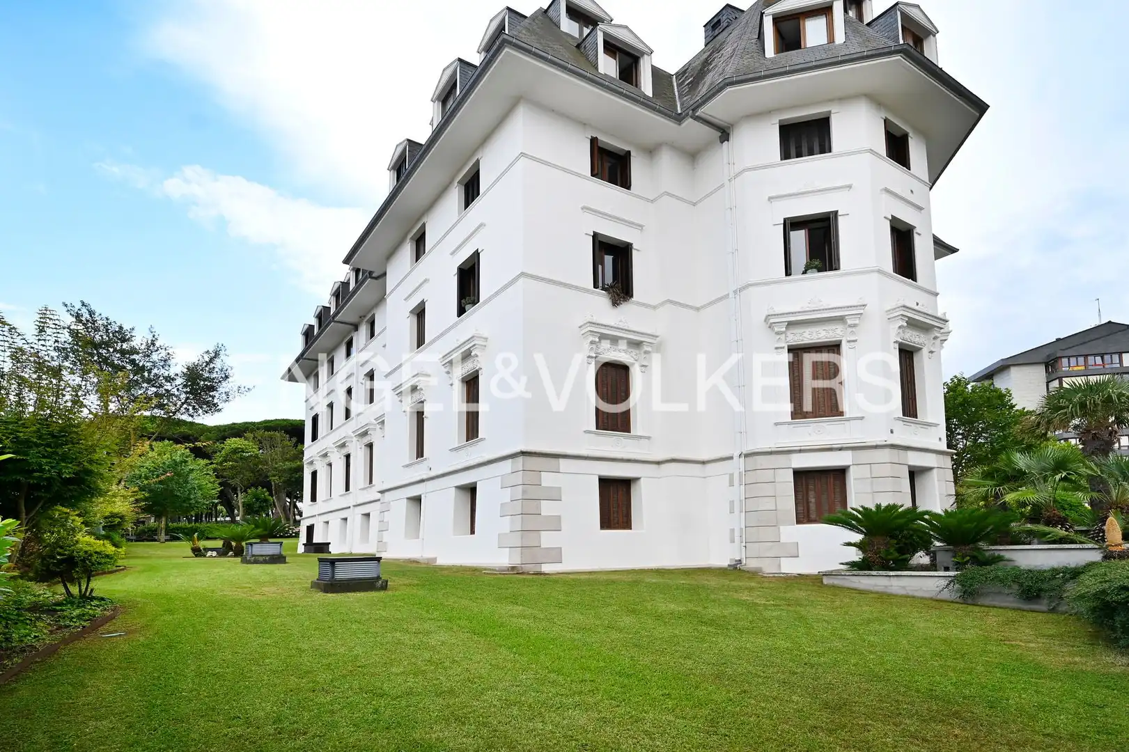 Außenansicht von Maisonette zur Miete in Santander mit Heizung, Privatgarten und Parkett