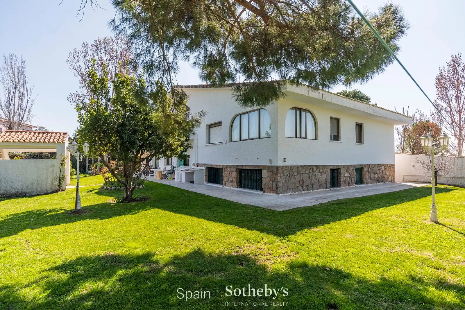 Vista exterior de Casa o chalet en venta en Algete con Aire acondicionado, Calefacción y Terraza