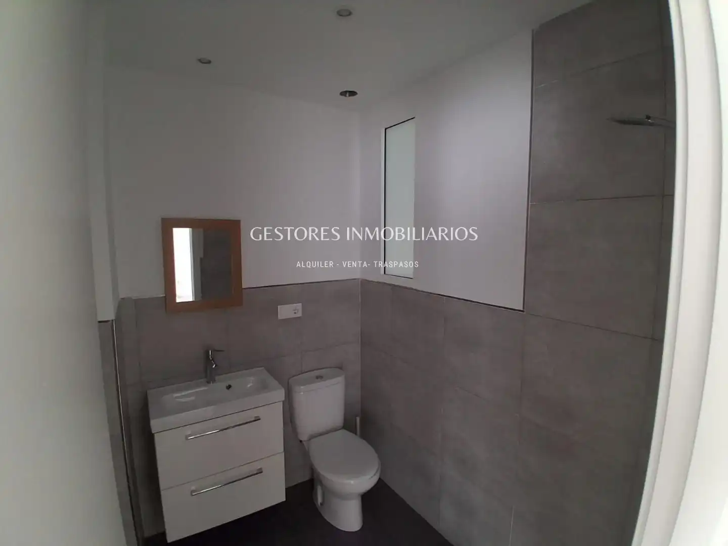 Bathroom of Flat for sale in Alcoy / Alcoi  with Heating